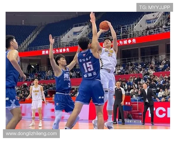 北京篮球队在世锦赛积分榜上以72分稳居第一名,展现强大实力